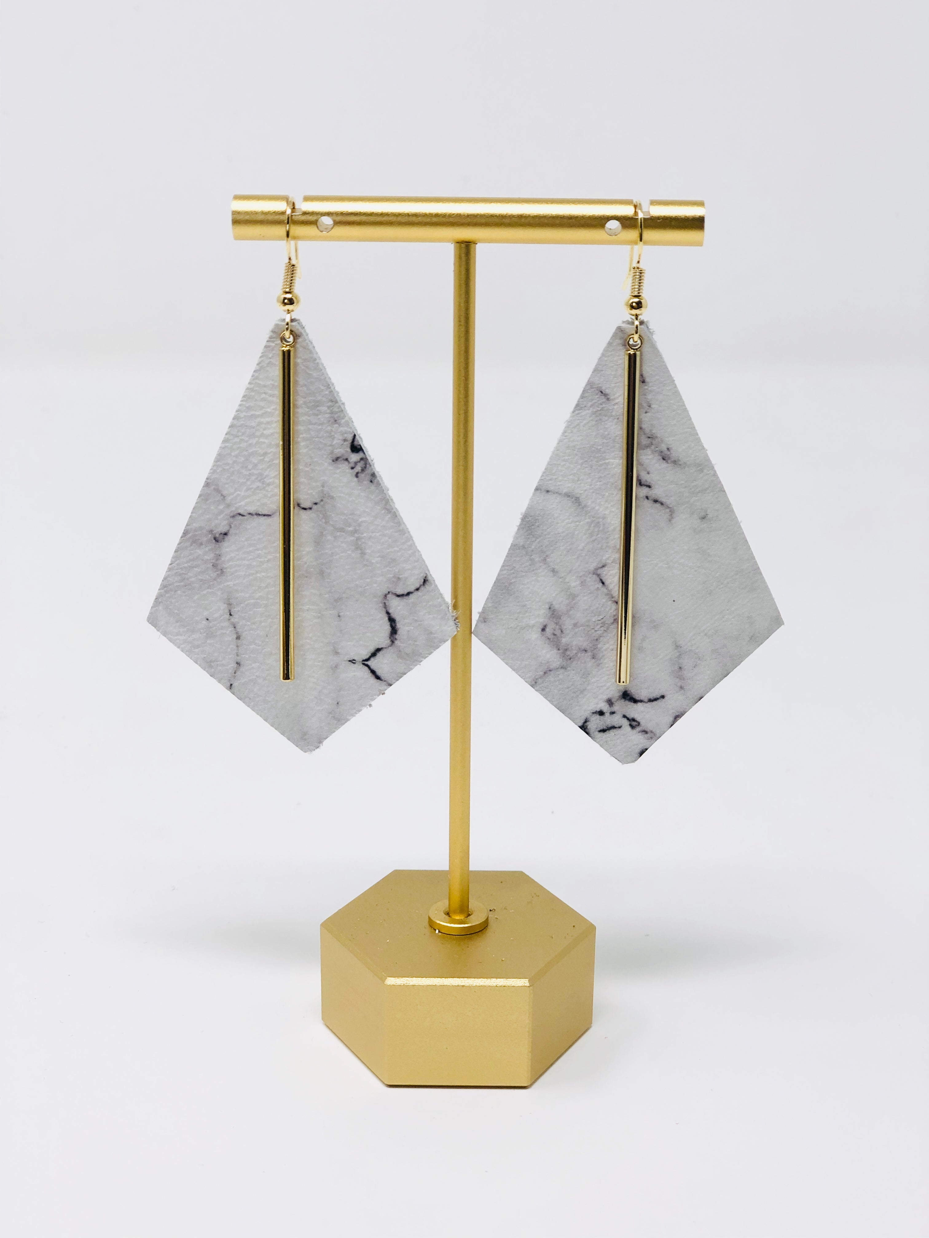White Marble Kite with Gold Bars - Small