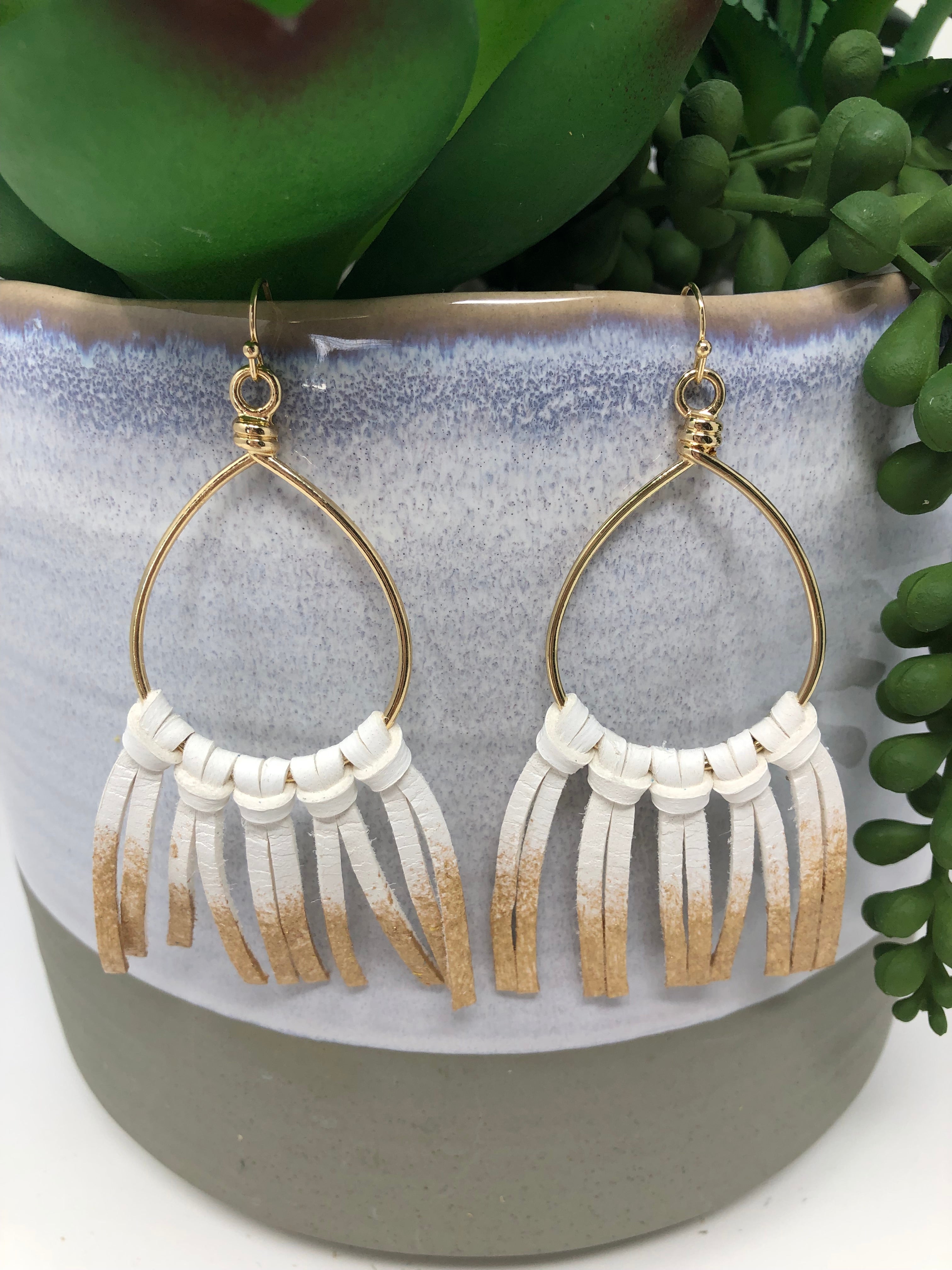 White Gold Dipped Leather Lace w/Teardrop Loop - Medium